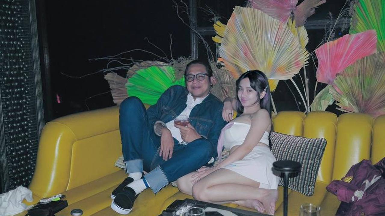 "Aduh aku kalau misalkan bilang tepat atau nggak sih aku nggak tahu ya," ujarnya.