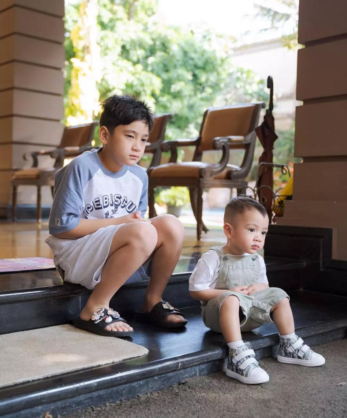 Asisten Raffi Ungkap Foto Kecil Rafathar, Kemiripannya dengan Rayyanza Bikin Heboh!