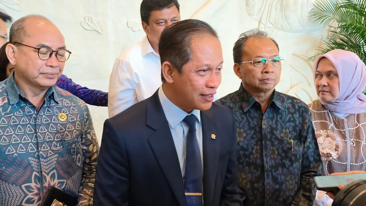 Menteri LHK Tegaskan Incinerator Dilarang untuk Pengelolaan Sampah di Bali
