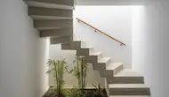 7 Desain Tangga Beton Rumah Sempit yang Kokoh, Hemat Ruang, dan Estetik
