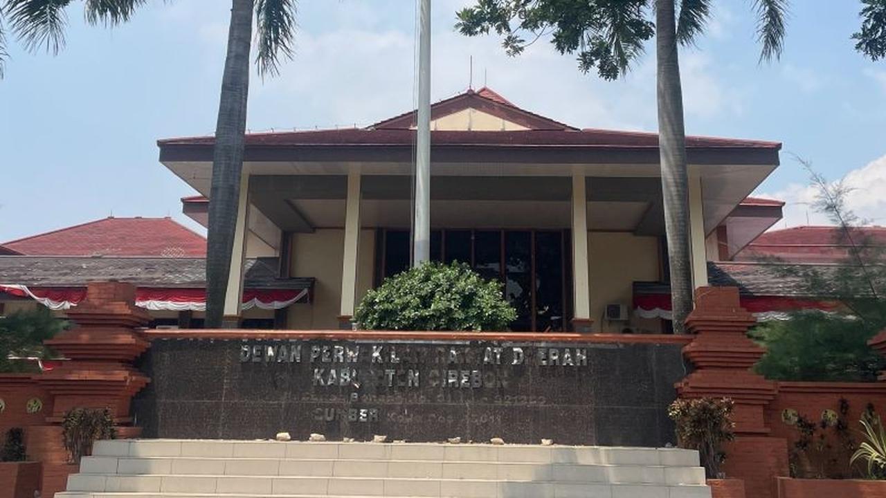 3.000 Pekerja Terancam? DPRD Cirebon Tampung Aspirasi Soal Raperda KTR