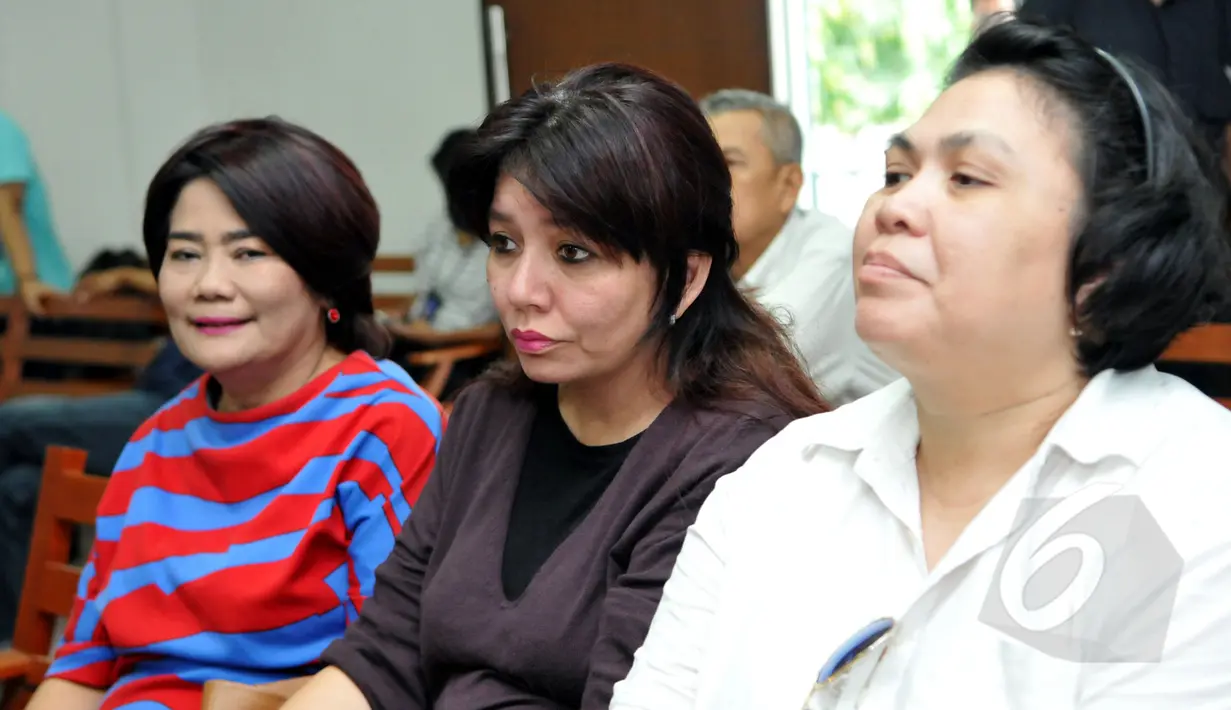 Sidang kasus tabrak lari dengan korban ayah Kevin Julio kembali digelar Pengadilan Negeri Jakarta Selatan, Selasa (24/3/2015). Kevin Julio tak hadir dalam persidangan tersebut.(Liputan6.com/Panji Diksana)