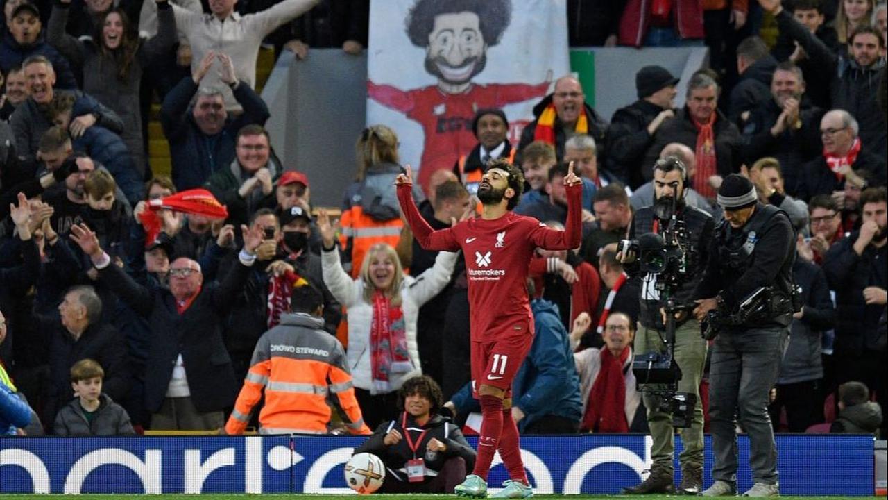 Sebelumnya Al-Ittihad mengajukan penawaran awal senilai 150 juta poundsterling atau setara Rp2,9 triliun kepada Liverpool untuk mendapatkan Salah. Namun Liverpool tak memberikan tanggapan terhadap penawaran tersebut.