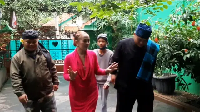 [Fimela] Rumah Lilis Karlina