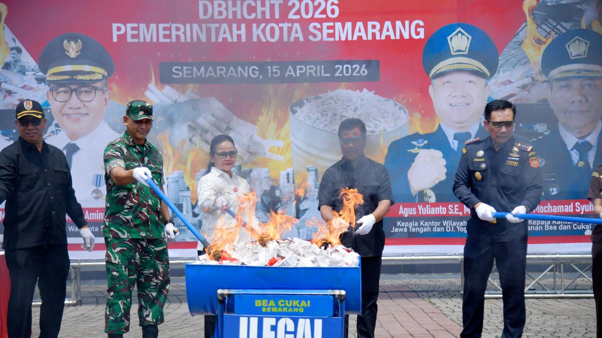 Rokok Ilegal Menjamur di Desa-Desa Pantura Jawa, Bea Cukai Semarang Bongkar Modus Penyebarannya