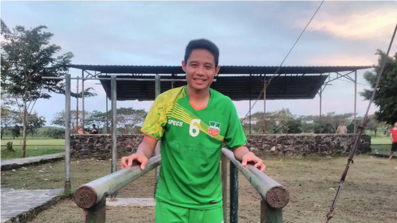 Evan Dimas