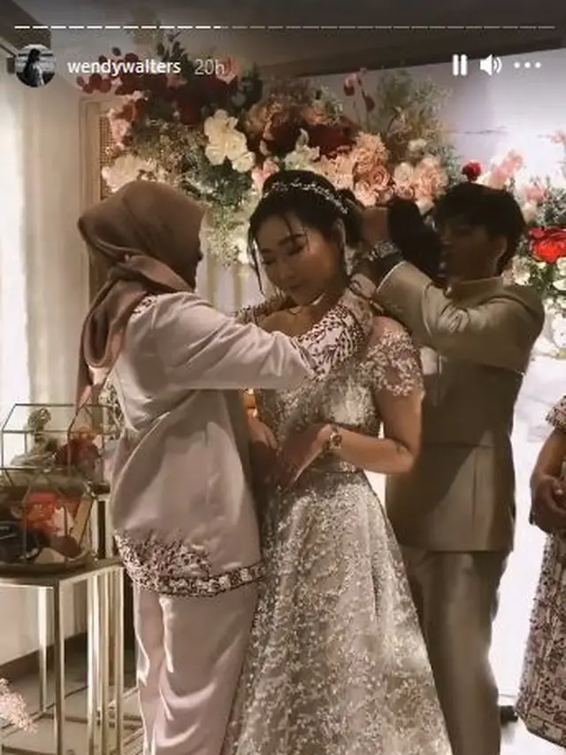 6 Momen Acara Sangjit Reza Arap dan Wendy Walters, Penuh Kebahagiaan