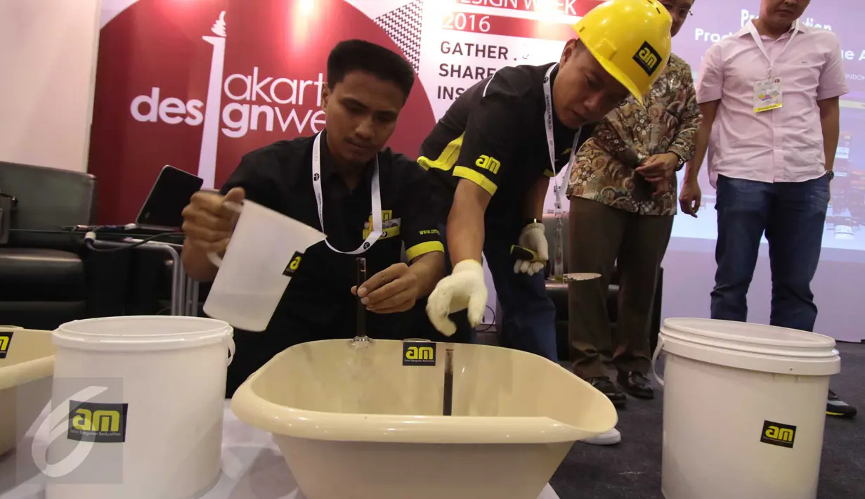 AM meluncurkan AM 77 dan 78 yang berfungsi untuk meningkatkan initial time sehingga beton tidak cepat beku serta meningkatkan kuat tekan beton, Jakarta, Jumat (18/3/2016). (Liputan6.com/Angga Yuniar )