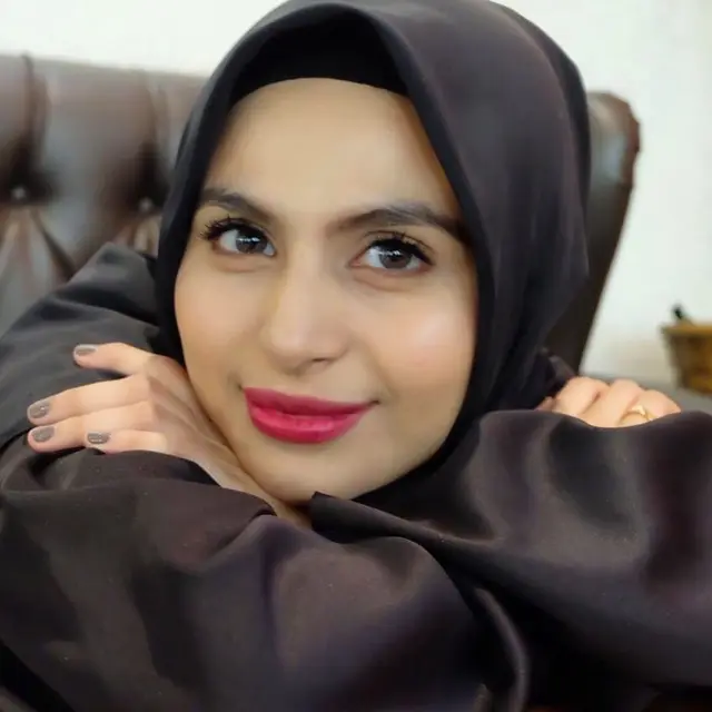 6 Potret Terbaru Asha Shara Usai Jadi Janda yang Tetap Kenakan Hijab