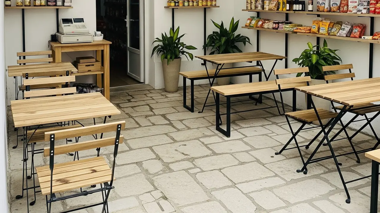 Teras Rumah Cocok untuk Warung Kelontong Sederhana