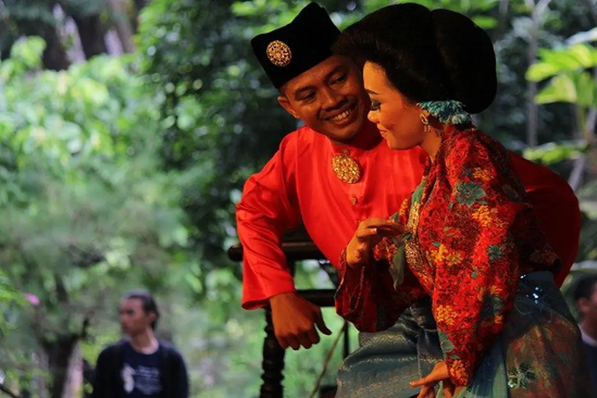Tari Serampang Dua Belas