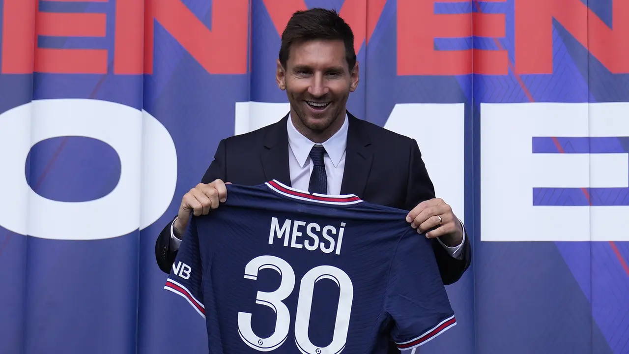 Foto: Starting XI Berisi Kumpulan Pemain yang Dilepas Gratis Musim Ini, Ada Duet Lionel Messi dan Sergio Aguero
