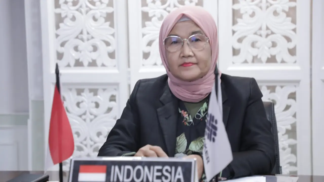 Dirjen Binwasnaker & K3 Kemnaker, Haiyani Rumondang mewakili Menaker Ida Fauziyah, saat menjadi panelis "Global Deal High Level Conference