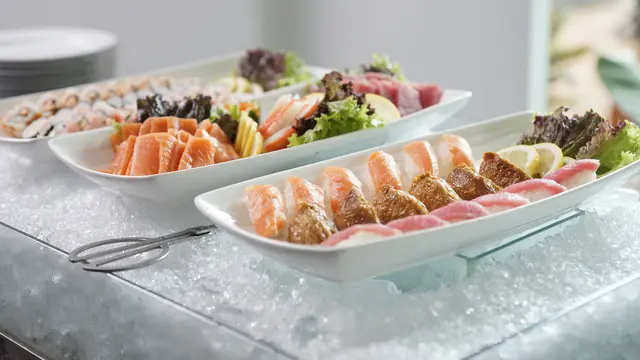 Brunch-Sushi & Sashimi Grandkemang