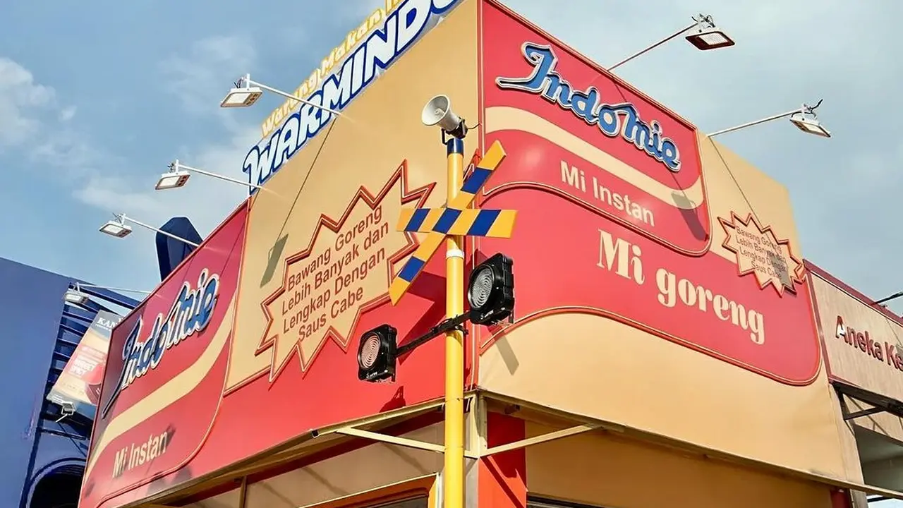 Piknik ke Rumah Indofood di Jakarta Fair 2024, Bisa Foto Bareng Member Seventeen hingga Nongkrong di Warmindo