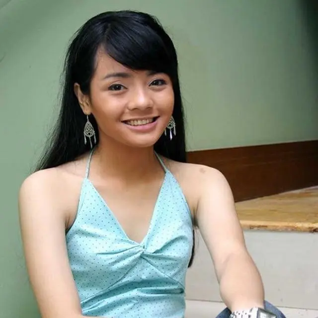 6 Potret Transformasi Gita Sinaga dari Kecil hingga Kini, Genap Berusia 34 Tahun