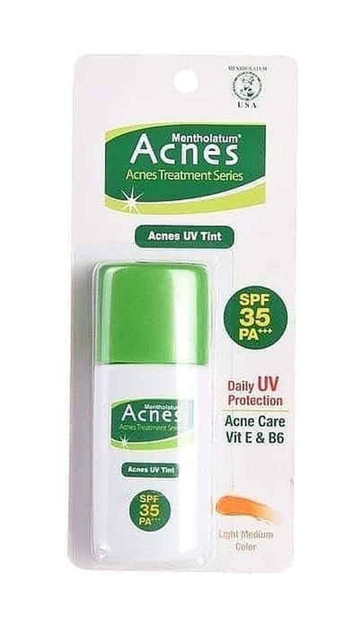 4. Acnes UV Tint, dengan Formulasi yang Ringan Cocok untuk Kulit Berjerawat.<br>