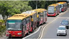 Bus Transjakarta mengalami kecelakaan di Jalan S Parman, Tomang hingga melacak pembunuhan Mirna.