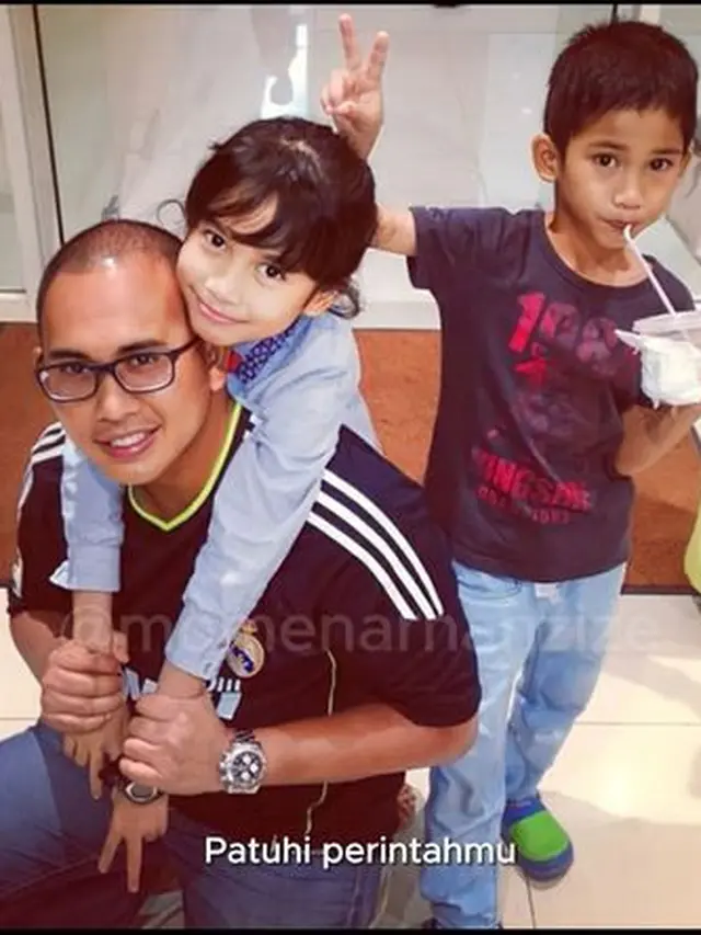 6 Foto Lawas Azizah Salsha Kecil Bersama Ayahnya, Andre Rosiade Muda Curi Perhatian