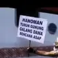 Seorang Kopral berkostum hanoman turun ke jalan raya menggalang dana untuk korban kebakaran dan asap.