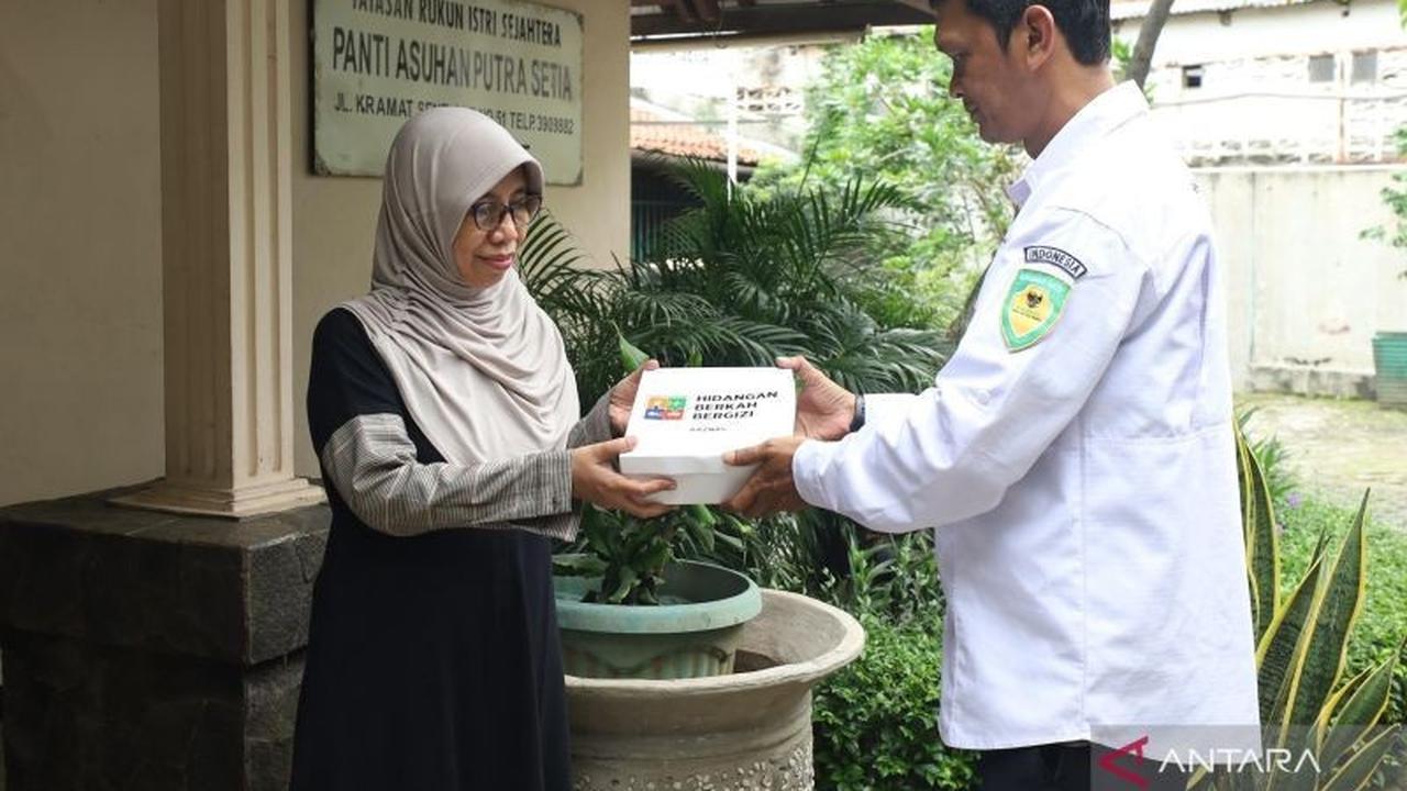 Baznas Salurkan Ratusan Paket Buka Puasa, Bahagiakan Yatim dan Santri di Awal Ramadhan
