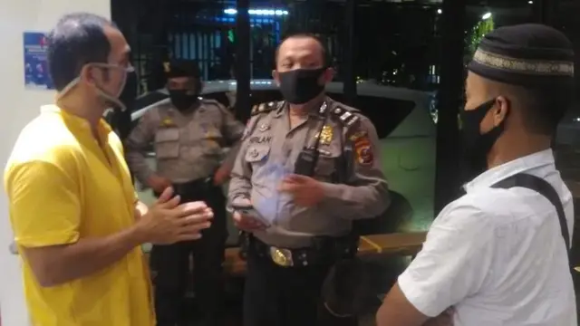 Pembubaran acara ulang tahun