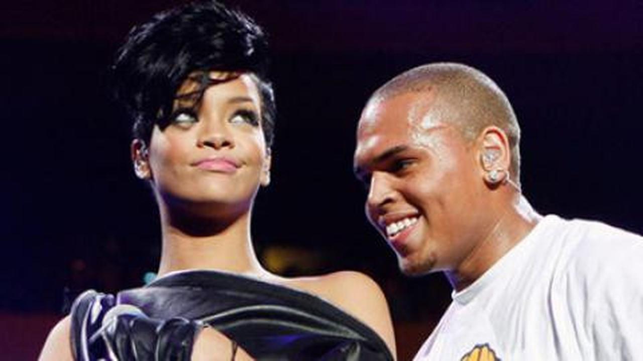 Rihanna - Chris Brown rencanakan punya bayi!