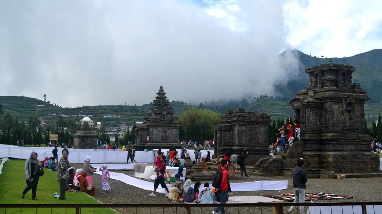 Kompleks Candi Arjuna Dieng, Banjarnegara, Jawa Tengah. (Foto: Liputan6.com/Muhamad Ridlo)