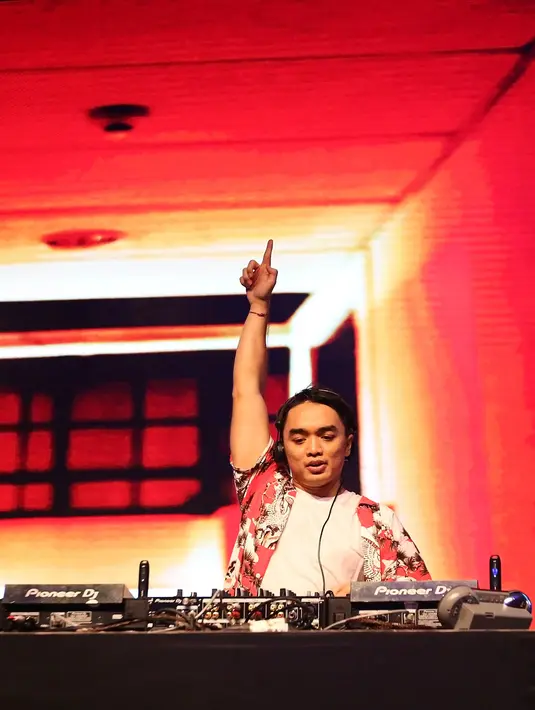 Suasana XYZ Day 2018 pun ditutup dengan sempurna dengan penampilan Dipha Barus. (Bambang E. Ros/Bintang.com)