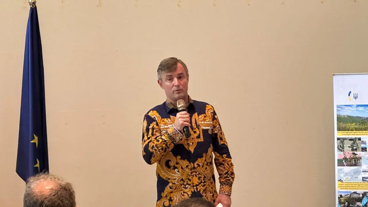 Duta Besar Ukraina untuk Indonesia Vasyl Hamianin dalam  Peringatan 2 Tahun Invasi Penuh Rusia di Ukraina, yang digelar di Kedutaan Besar Polandia, Jakarta, Selasa (20/2/2024). (Liputan6/Benedikta Miranti)
