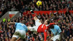 Wayne Rooney menjadi pencetak gol terbanyak dalam laga Derbi Manchester yang hingga kini telah terjadi 187 kali sepanjang sejarah. Ia berhasil mencetak 11 gol dalam 25 laga di semua ajang. Tentu saja ada catatan-catatan menarik dari gol-gol tersebut dan terangkum dalam 5 catatan menarik berikut ini. (AFP/Andrew Yates)
