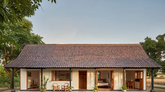 Desain Rumah Desa Memanjang yang Cocok untuk Tanah Sempit (AI)