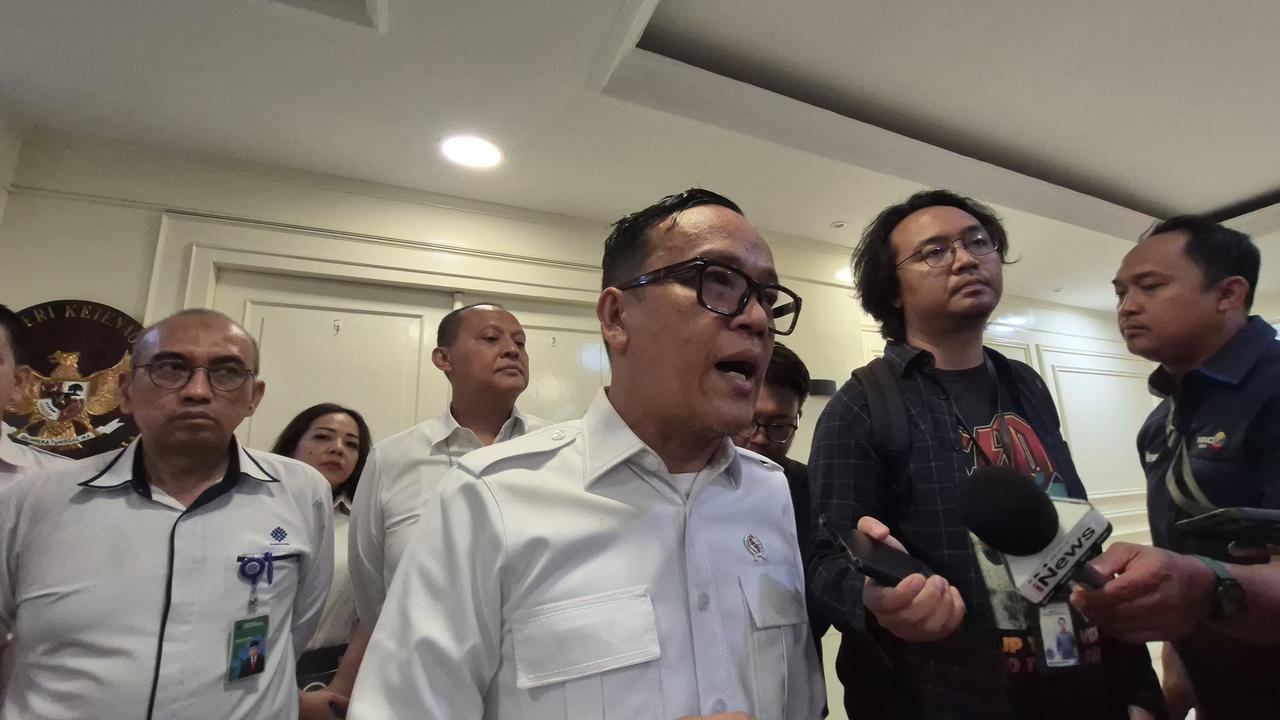 VIDEO: Gregetan Wamen Noel Malah 'Diceramahi', Marah Skak Balik "Tak Usah Ajari Saya!"