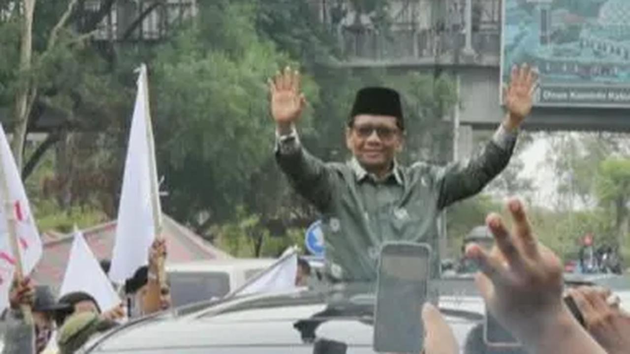 Mahfud: Kalau Ditekan Aparat Suruh Memilih Salah Satu Paslon Iyakan Saja Tapi Coblos yang Lain