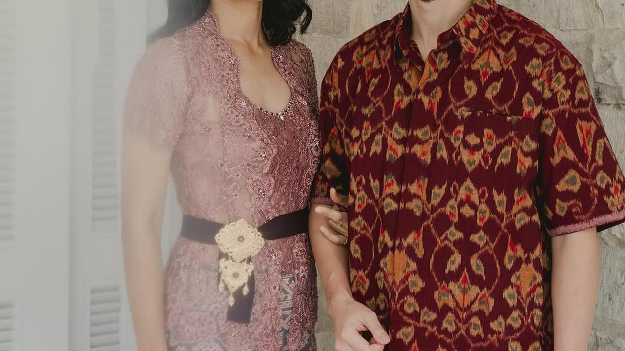 Inspirasi Model Kebaya Couple Modern untuk Acara Resmi dengan Gaya Tradisional Mewah Ala Prisia Nasution