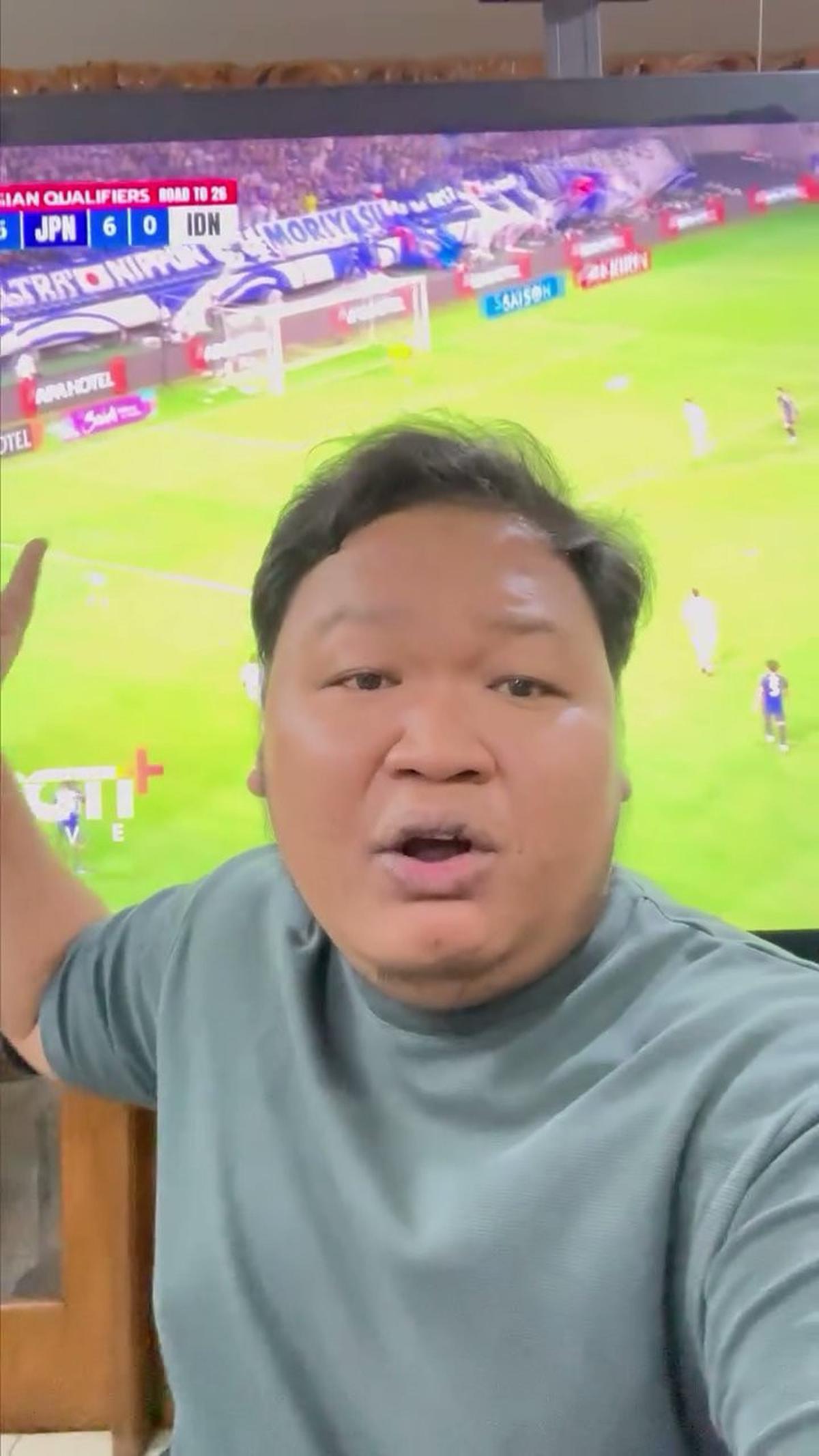 Komedian Rahmet Ababil Kirim Video Terbuka untuk Sutradara Film JUMBO: Bang, Tolong Bikinin Film Animasi Timnas Indonesia