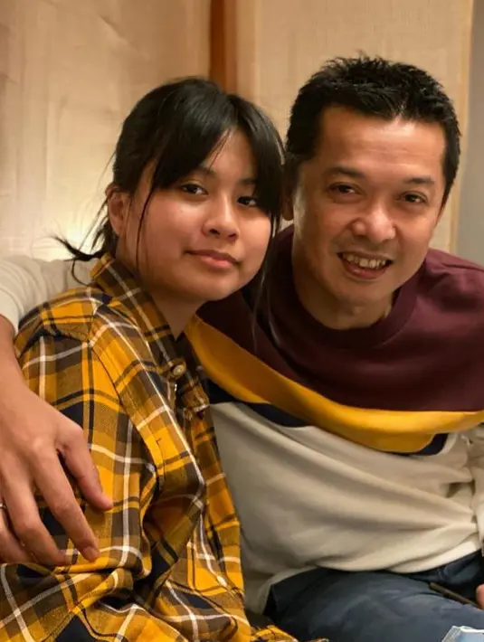 Taufik Hidayat dan Putrinya (Instagram/taufikhidayatofficial)