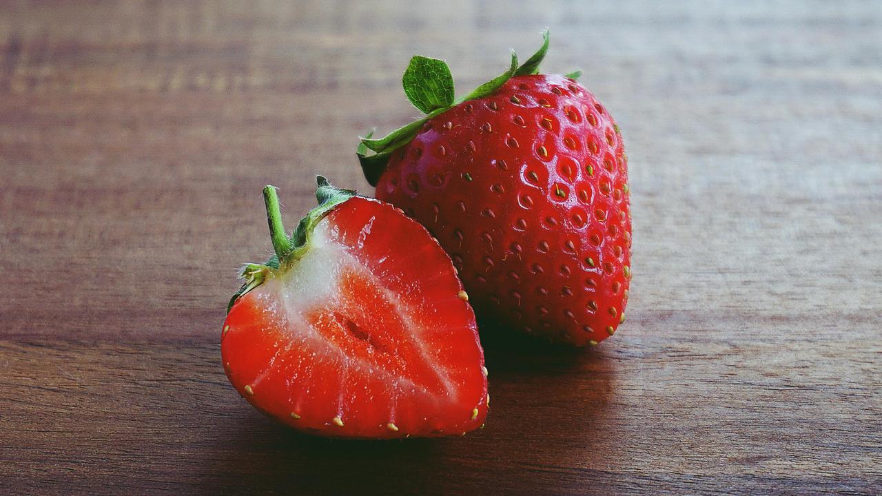 Berapa Kalori dan Nutrisi dari Buah Stroberi? Temukan Manfaat Buah Stroberi yang Baik untuk Tubuh