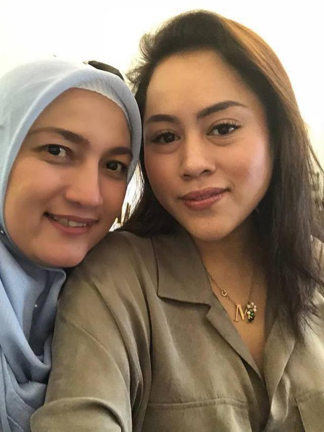 7 Potret Terbaru Sarah Amalia Mantan Istri Ariel NOAH  