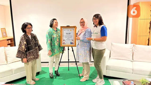KLHK ubah Adiwiyata jadi gerakan berkelanjutan. Dua alat ukur baru dikembangkan untuk menilai perilaku peduli lingkungan di sekolah dan lahirkan generasi sadar lingkungan. (Foto: Aditya Eka Prawira/Liputan6.com)