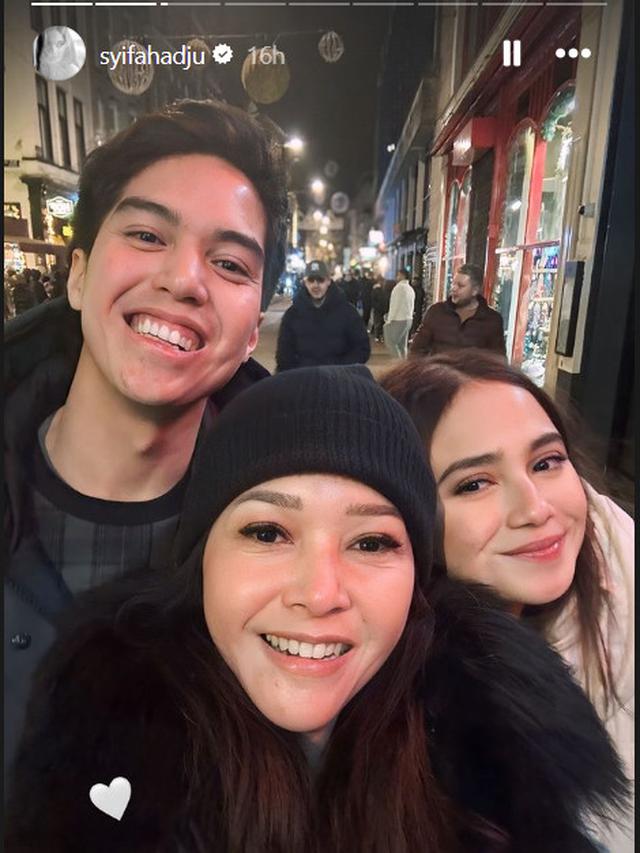 Potret 6 Artis Tahun Baru Bareng Pacar, Angga Yunanda – Shenina di Rumah Sakit