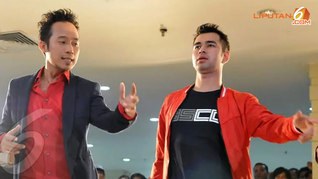 deny-raffi-140216b.jpg
