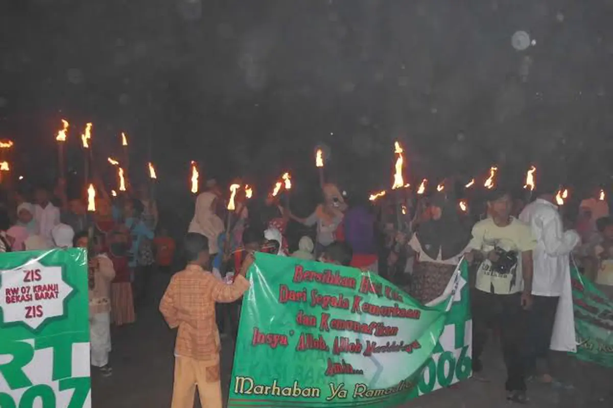pawai obor 
