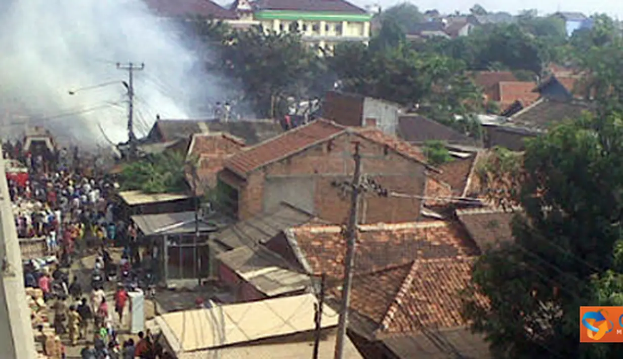 Citizen6, Bekasi: Telah terjadi kebakaran di wilayah permukiman warga pukul 09.00 WIB, pada, Rabu(20/7). (Pengirim: Frans)