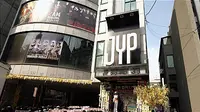 Agensi ternama asal Korea Selatan, JYP Entertainment dikabarkan bangkrut hingga harus menjual gedungn manajemennya.