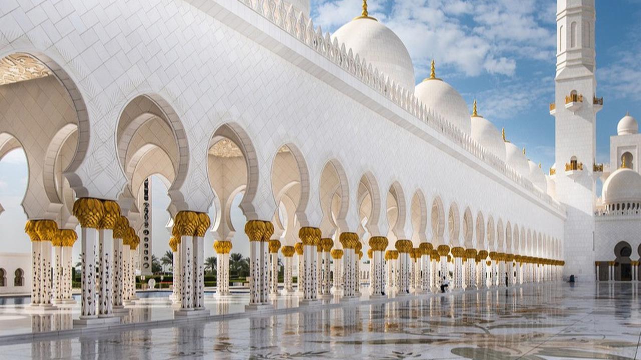 Ilustrasi masjid, damai, islami