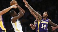 Kevin Durant Berduel dengan Brandon Ingram (AP)