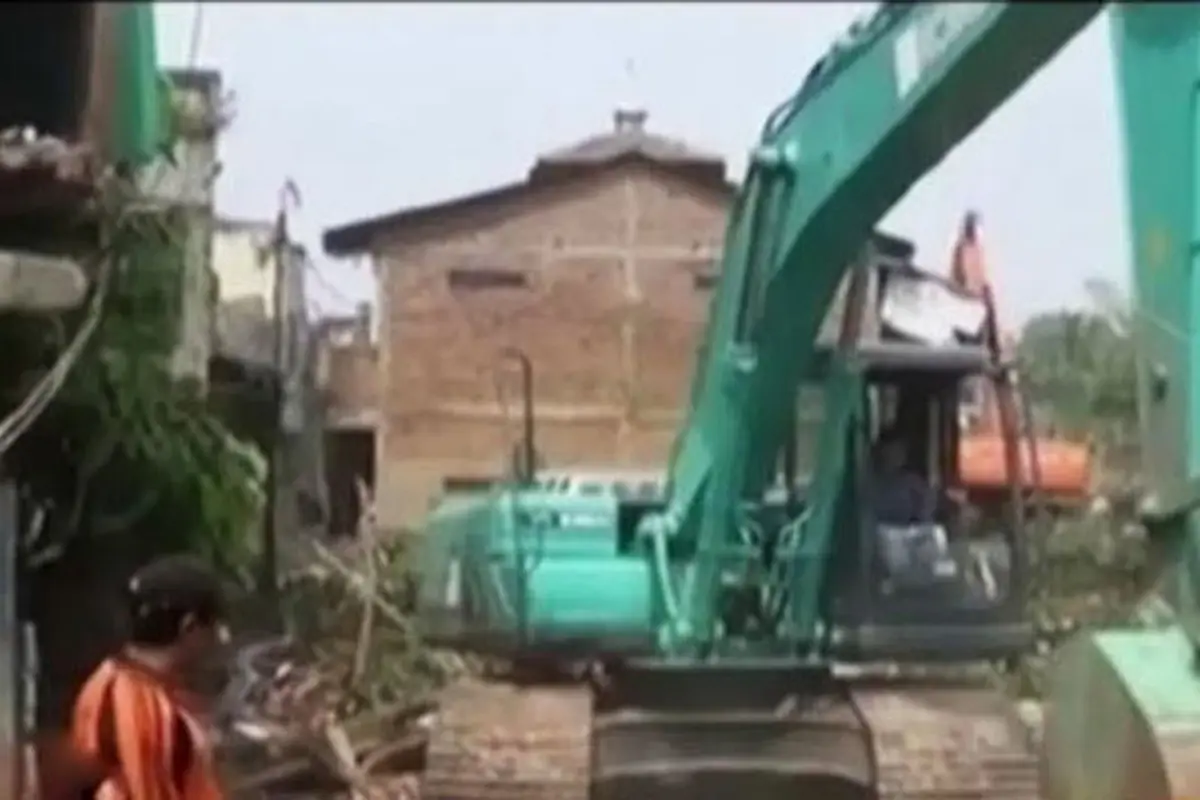 201050821-Musala-Kampung Pulo-Jakarta