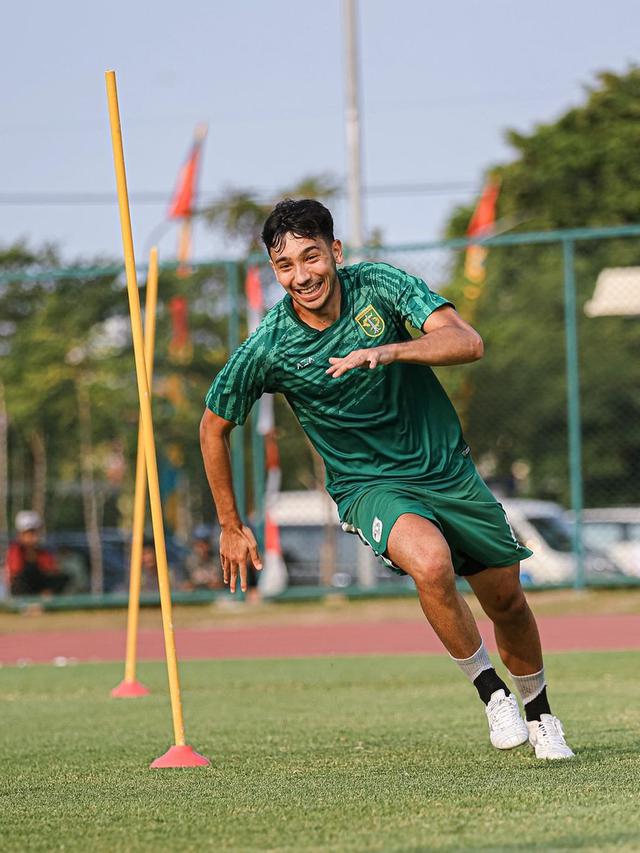 FOTO George Brown - Persebaya