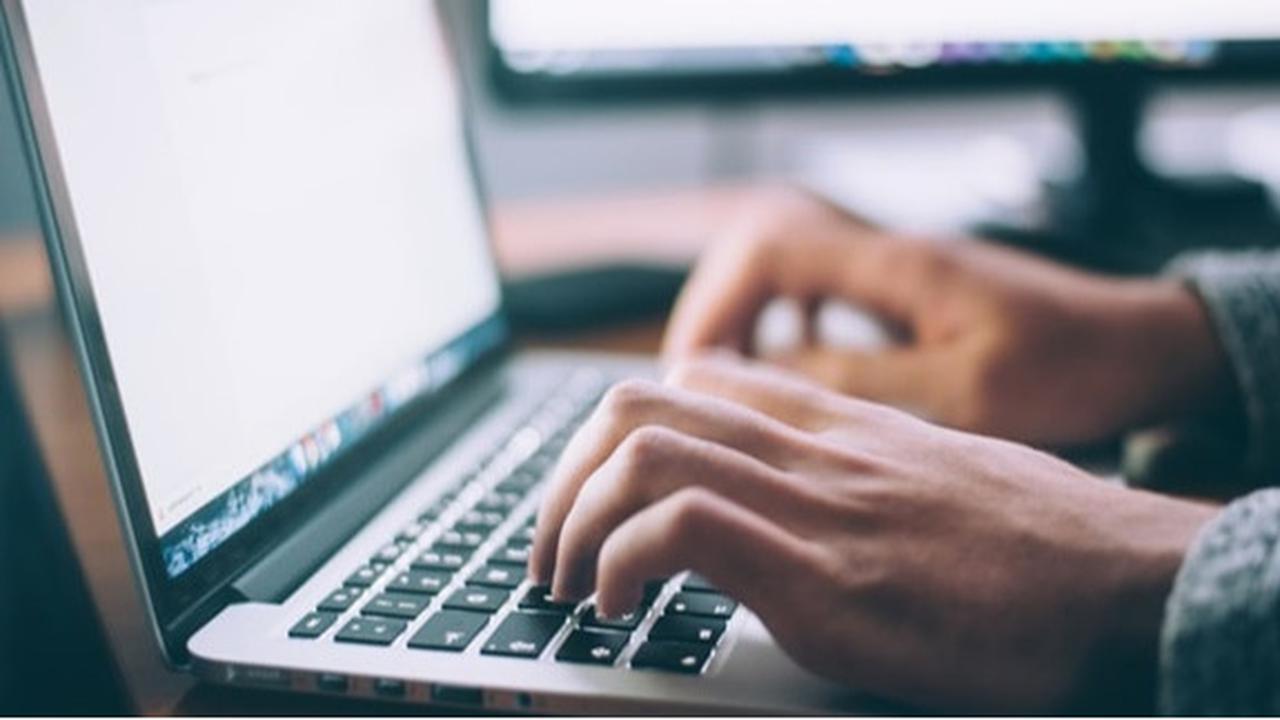 Mengenal Software: Jenis, Fungsi, dan Perannya dalam Meningkatkan Kinerja Digital